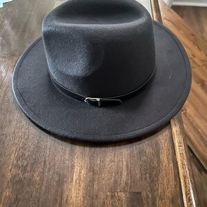 Classic Black Wool Felt Fedora with Buckle Band